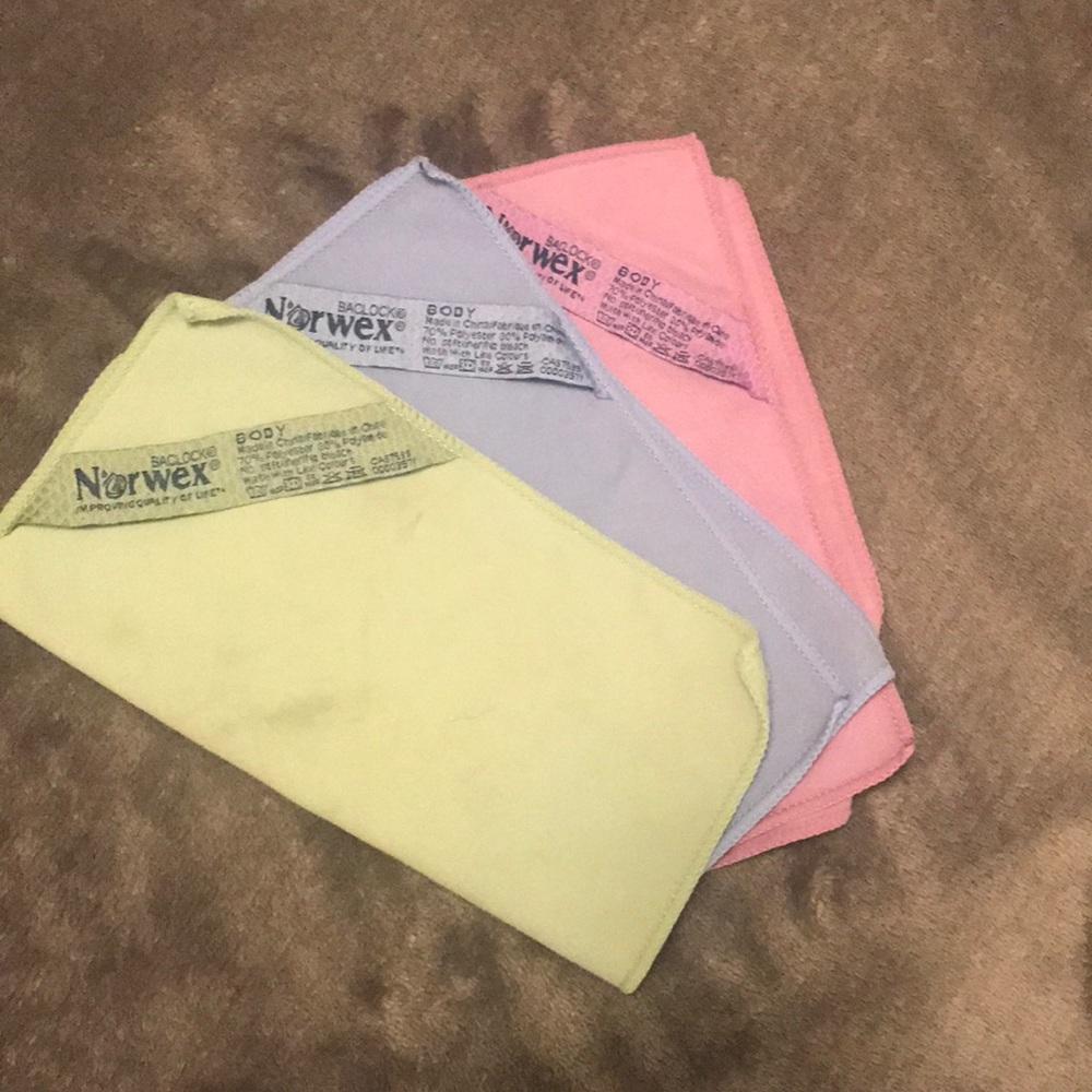 Gently used norwex makeup removers